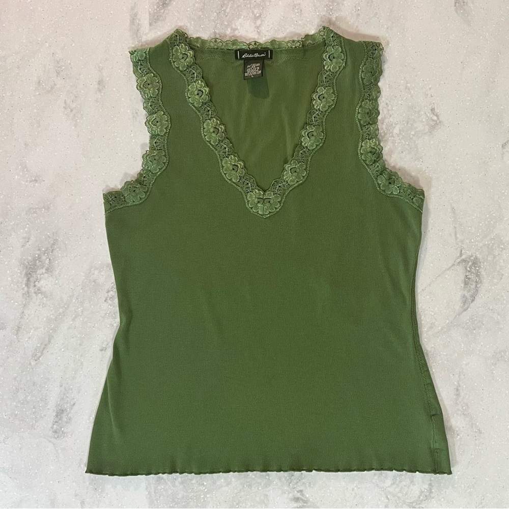 EUC Eddie Bauer Olive Green V-Neck Tank Size Large